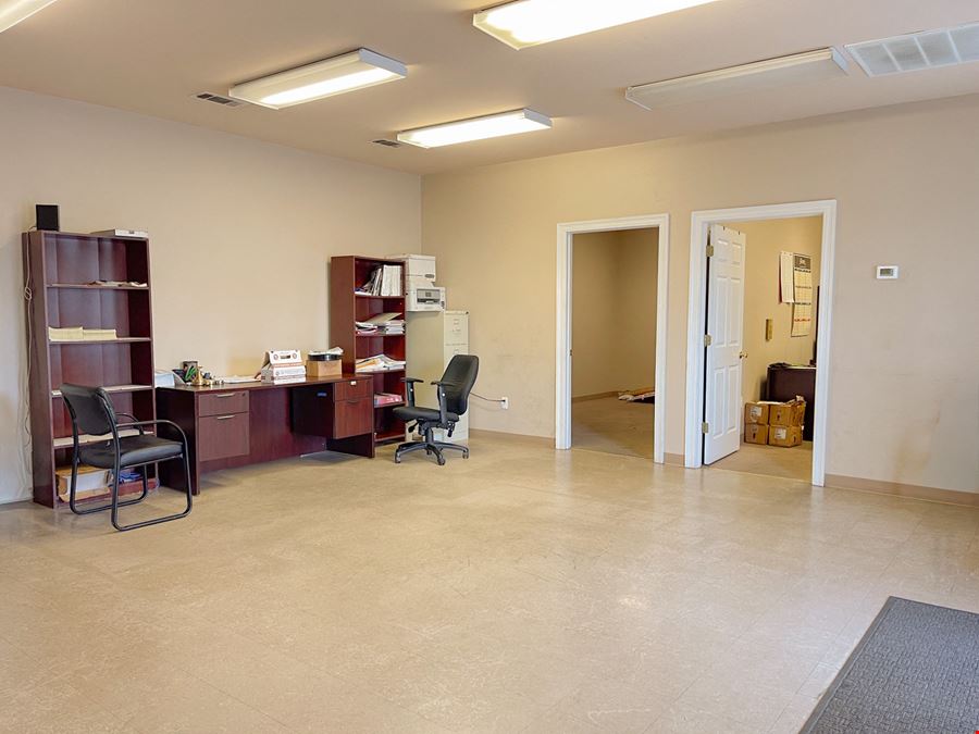 Premier ±5,000 SF Industrial Flex in Ascension Corridor