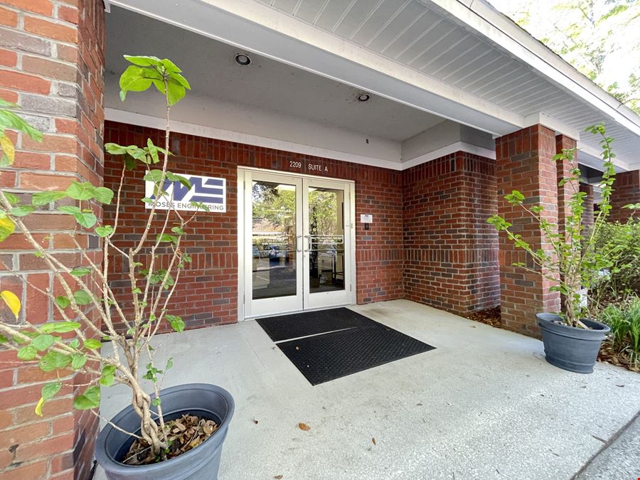 Crown Pointe IV - 2209 NW 40th Terr, Suite A