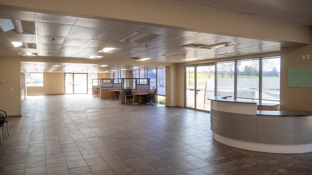 High-Exposure Highway 52 Commercial Site