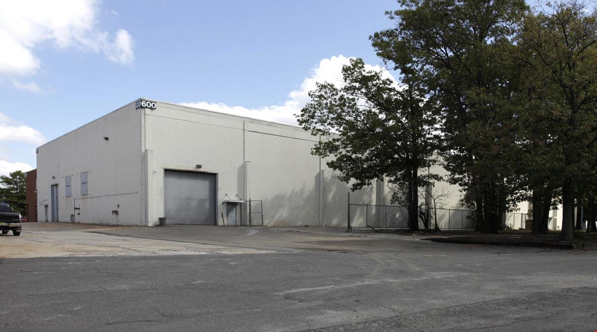 1460 Livingston Ave, Building 600