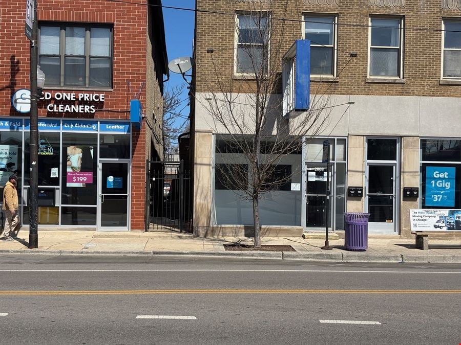 West Town – Retail/Office Space for Lease