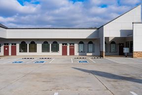 120 Center Park Dr