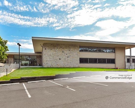 Preview of Office space for Rent at 4800 Street Road