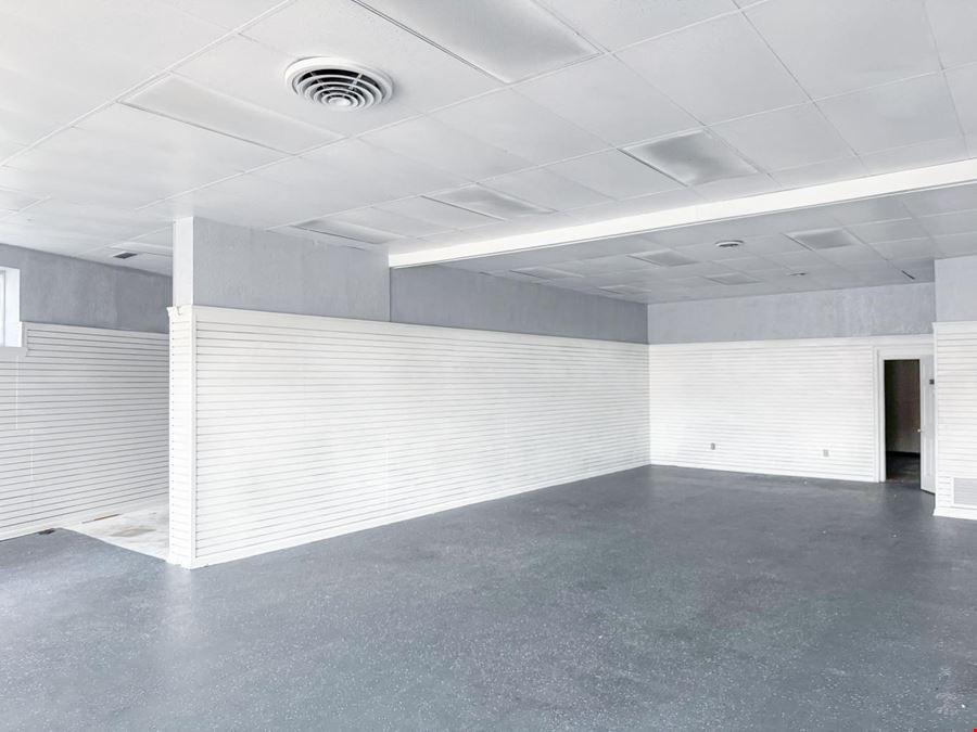 Retail for Lease - North Laurel Shopping Center