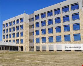 Kirkwood Oaks - Bldg A