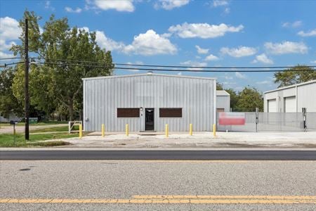 Preview of Industrial space for Rent at 130 Grand Avenue