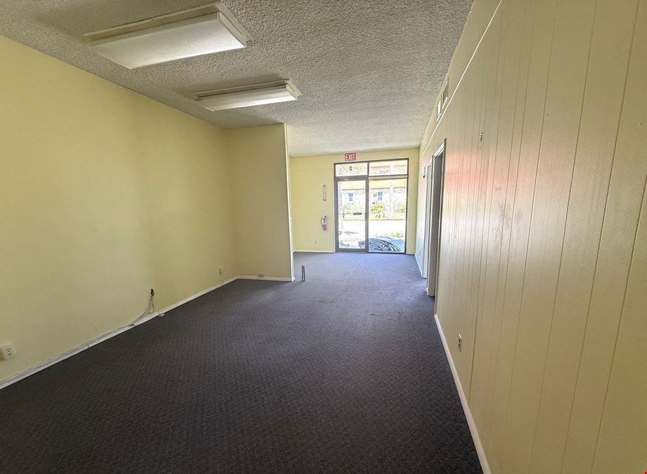 Multi-Tenant Beachside Office