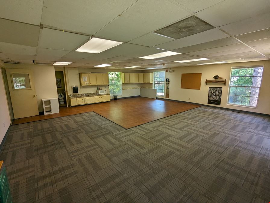 Prime Location Smyrna Daycare - 3 buildings - 10400 SF - Recent Renovations