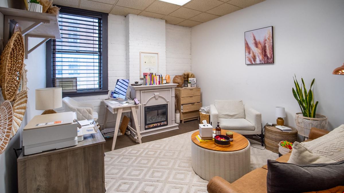 The 300 1st Historic Suites