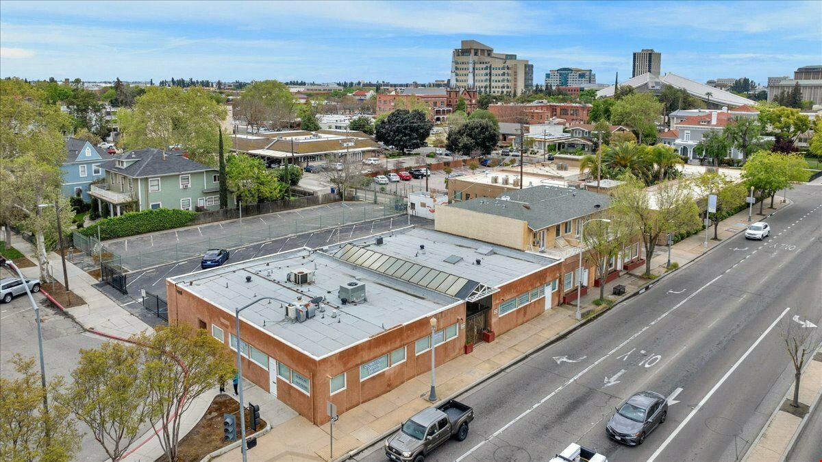 Medical/General Office Spaces Just 0.05 Miles From Hospital