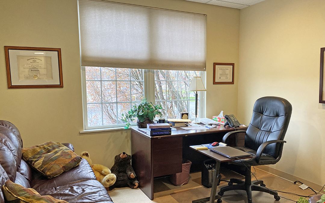 2151 Linglestown Road, Suite 200