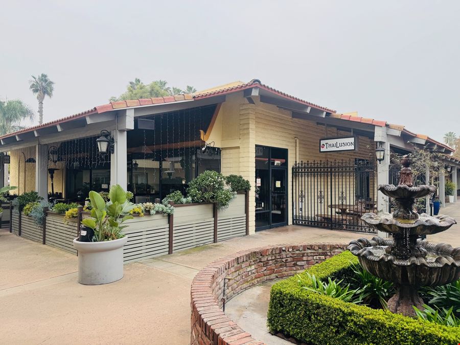 Los Alamitos Plaza