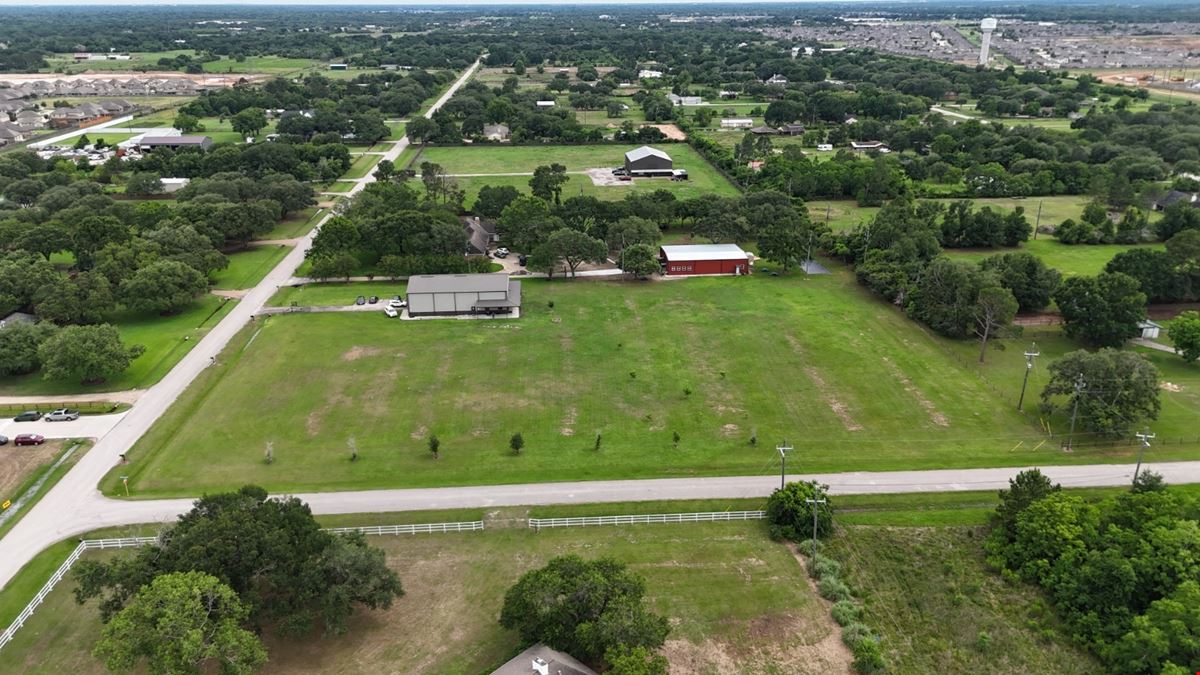 Hidden Lake Lane Land