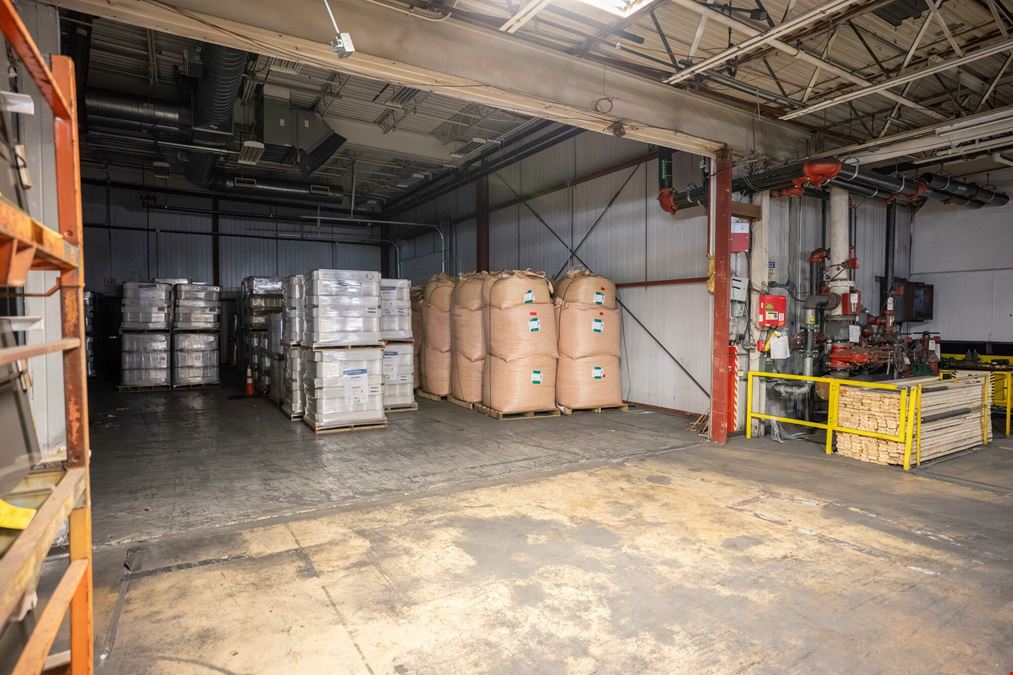+/- 70,000 Industrial Building For Sale