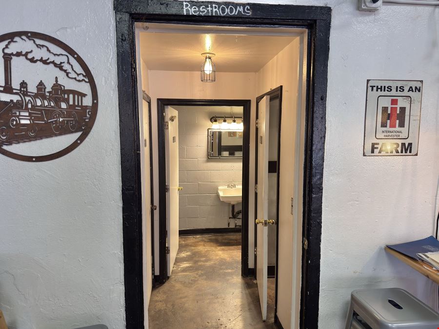 RESTAURANT SPACE FOR LEASE