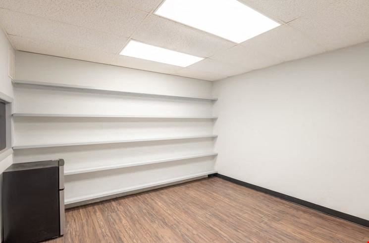 Freestanding Office/Warehouse Building