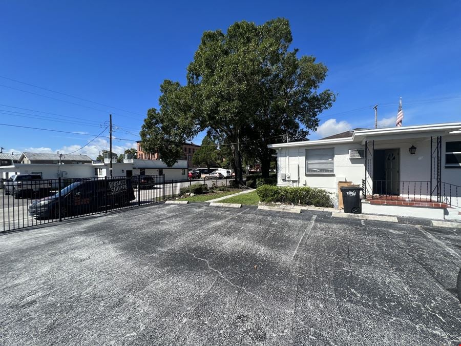 West Tampa Freestanding Building