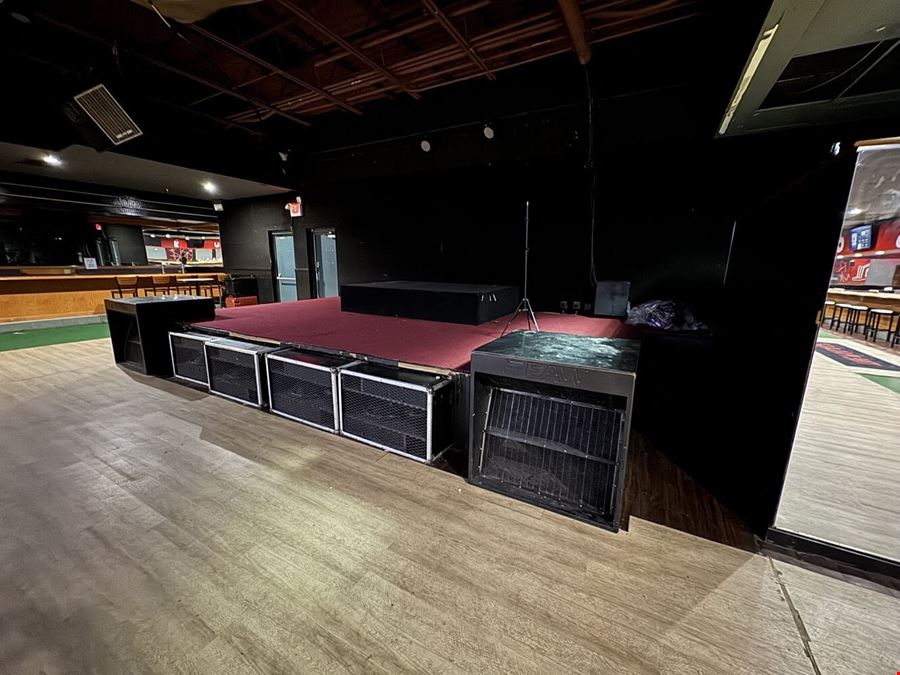 1260 W Alexis Rd