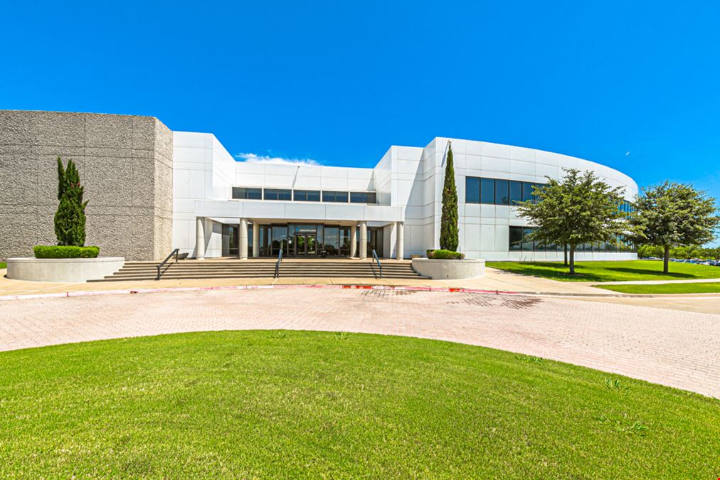 601 Sanden Blvd