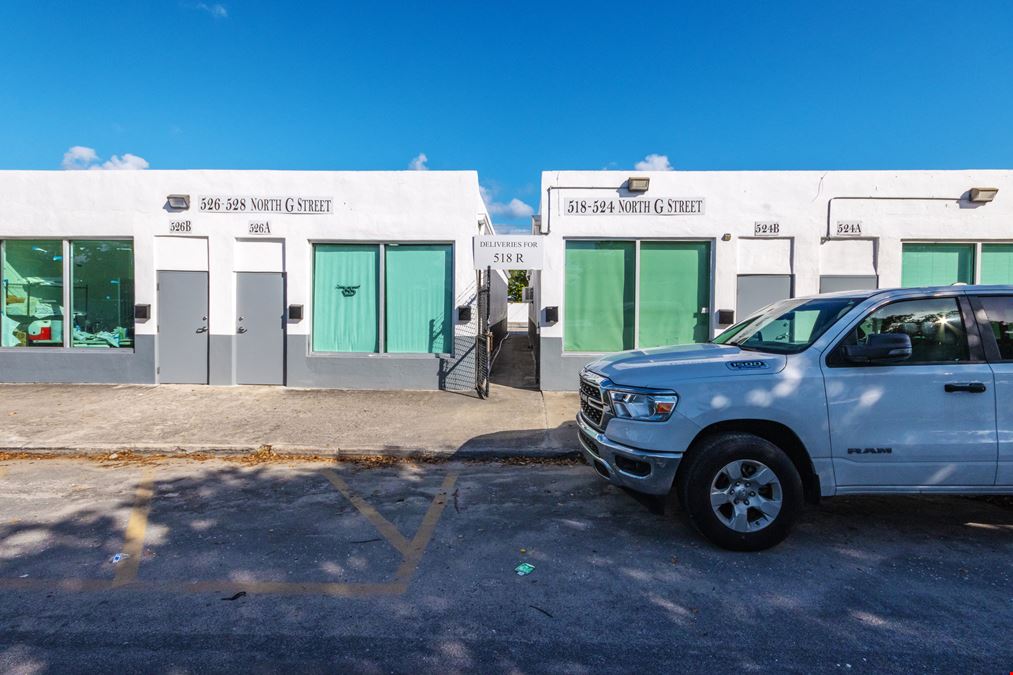 Lake Worth Small Bay Industrial Assemblage