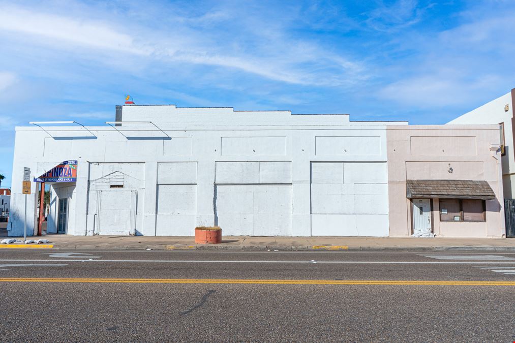 4,422 SF | Hard corner property  | Downtown Edinburg, TX