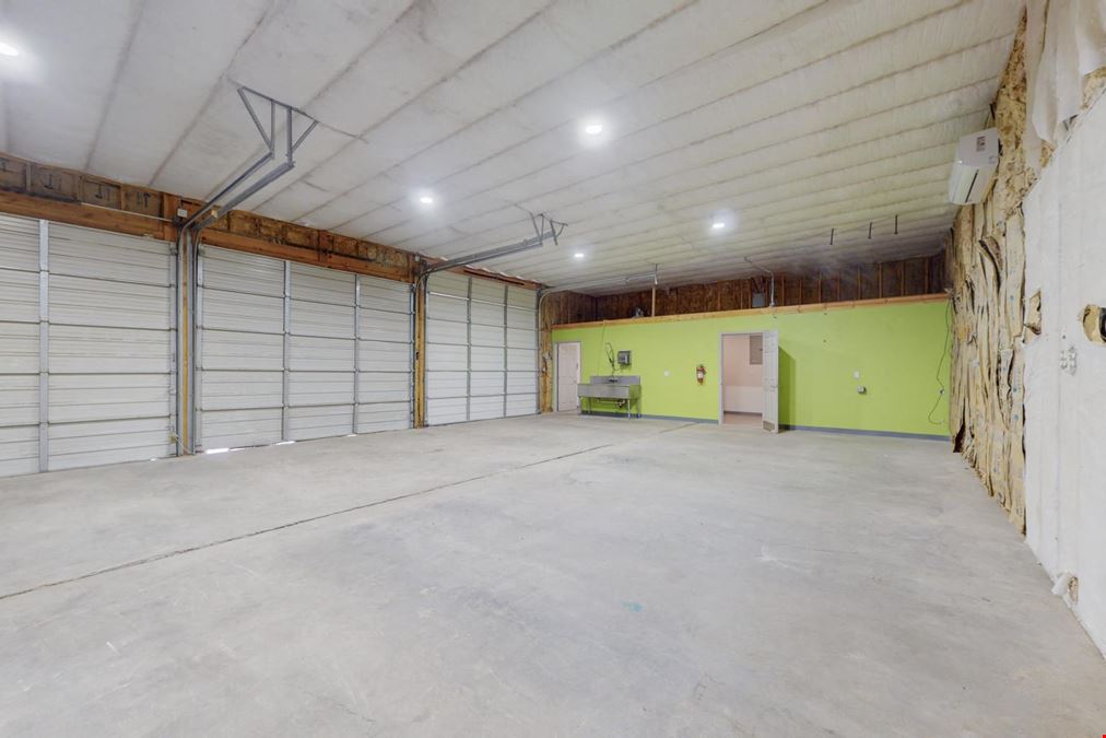 North Valley Contractors Yard with Warehouse
