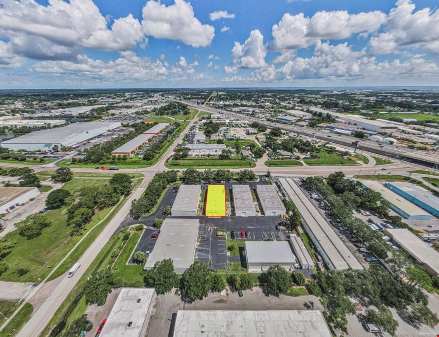 4,900sf Flex Space for Sublease in Largo, FL