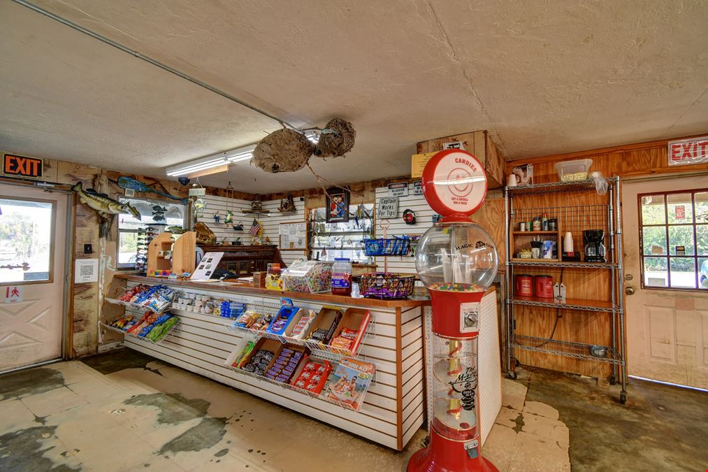 Lake Trafford Marina