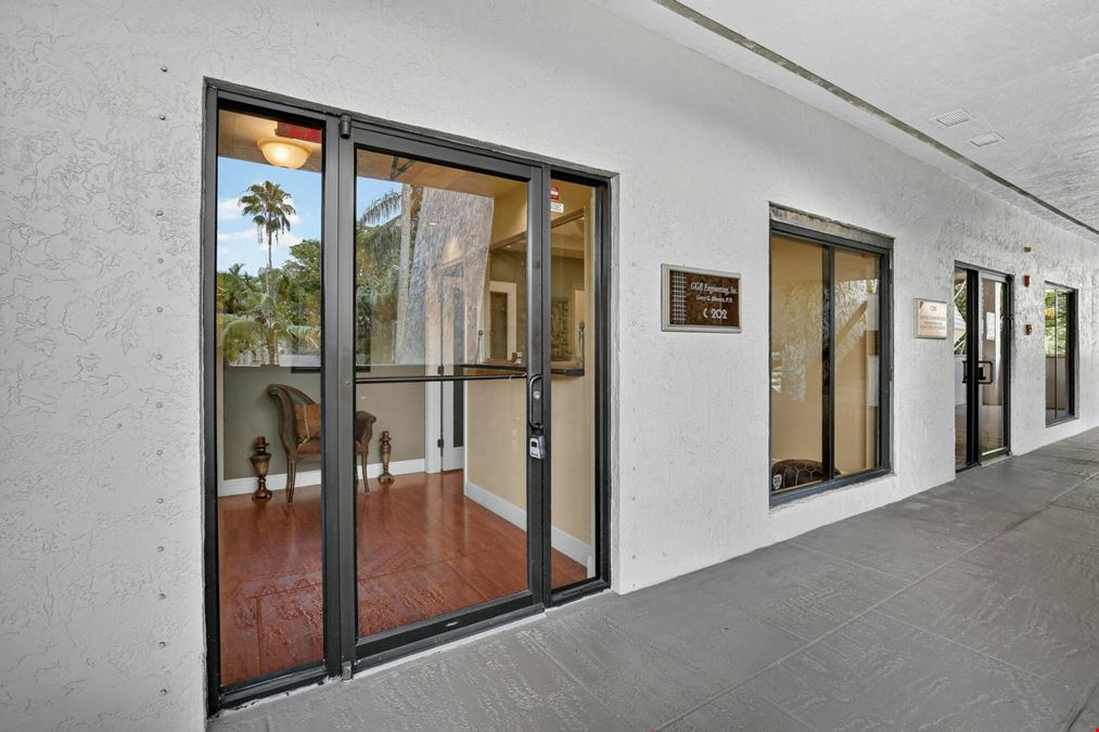 2699 Stirling Road, C202
