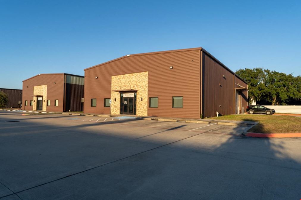 Industrial Office Asset With Absolute NNN Sale-Leaseback