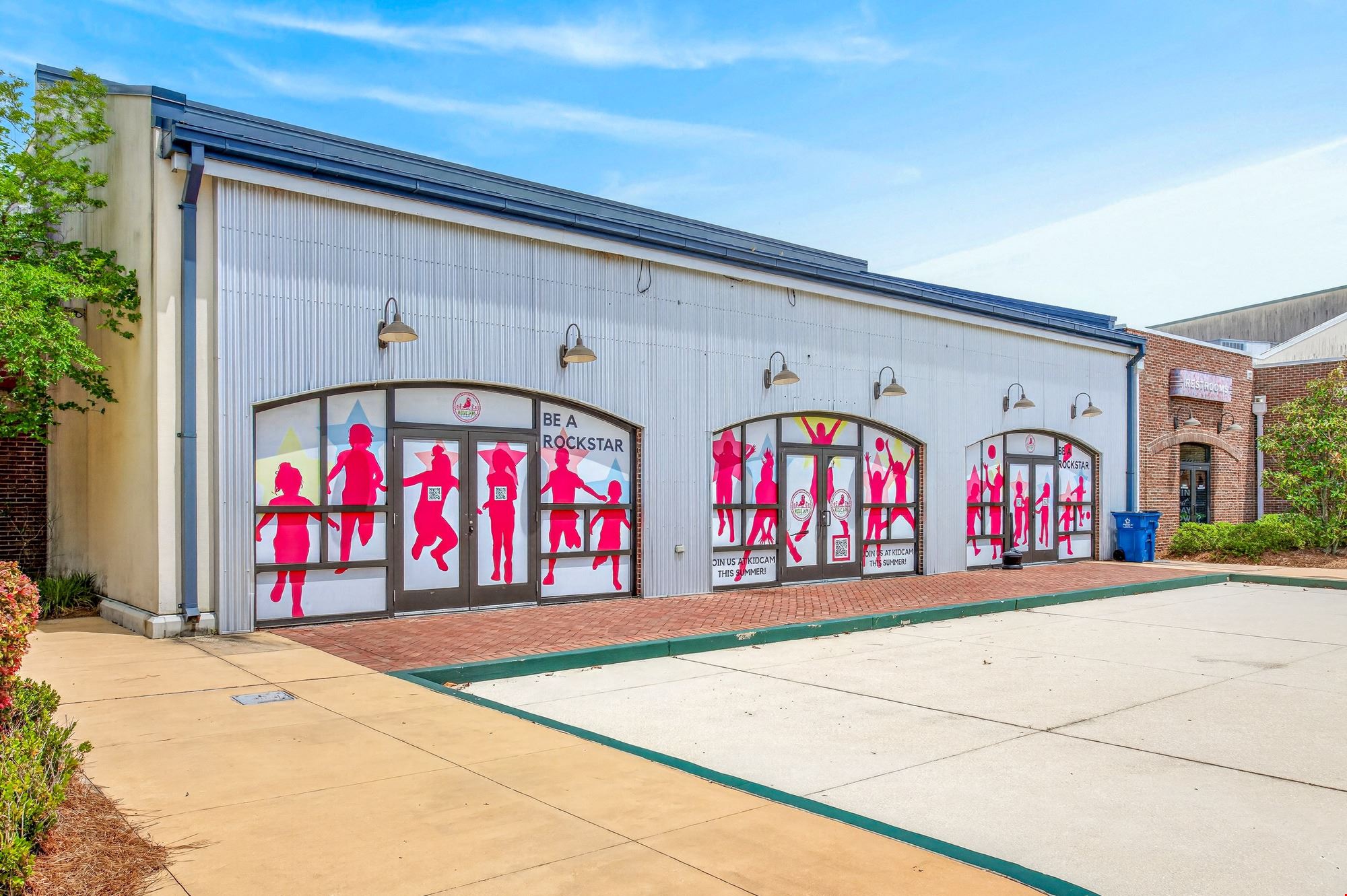 200-C1 - C3 S OWA Blvd