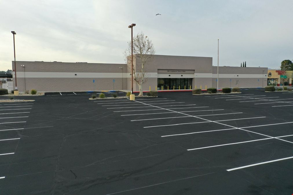 1140 Commerce Center Dr