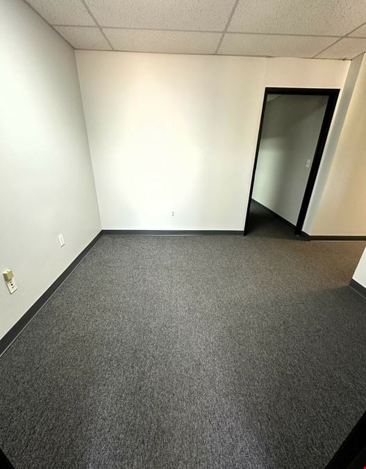 Industrial/Flex for Lease in Ann Arbor - Pittsfield Twp