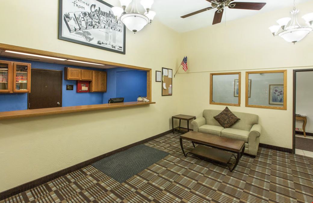 3324 20th St, Columbus Super 8 by Wyndham