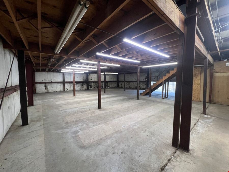 Splendora, TX - Old HWY 59 N -Retail/Warehouse For Sale
