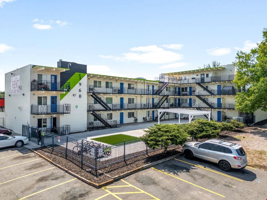 1960 Dallas St, Aurora, CO 80010