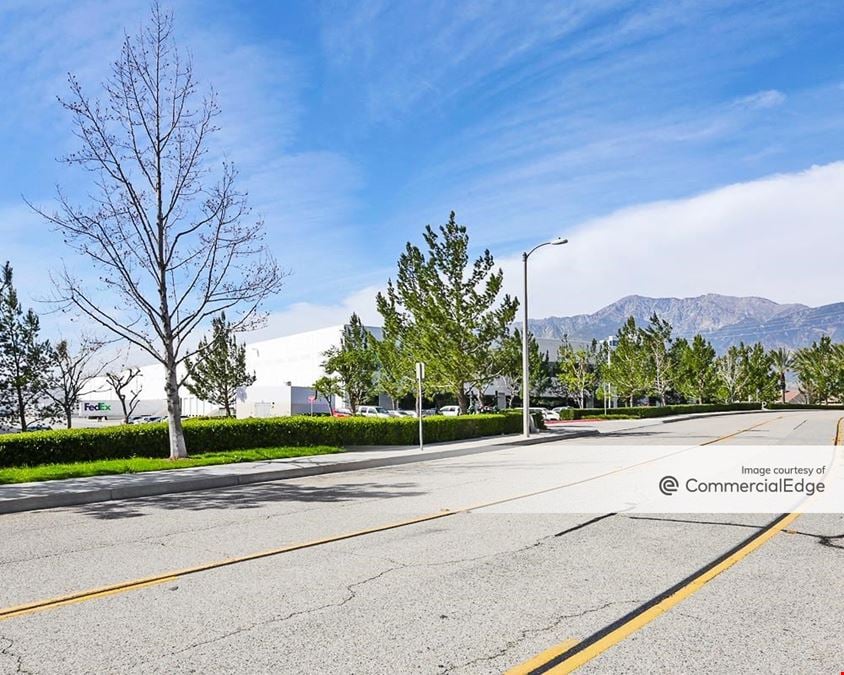 Fontana Commerce Center - Building 5