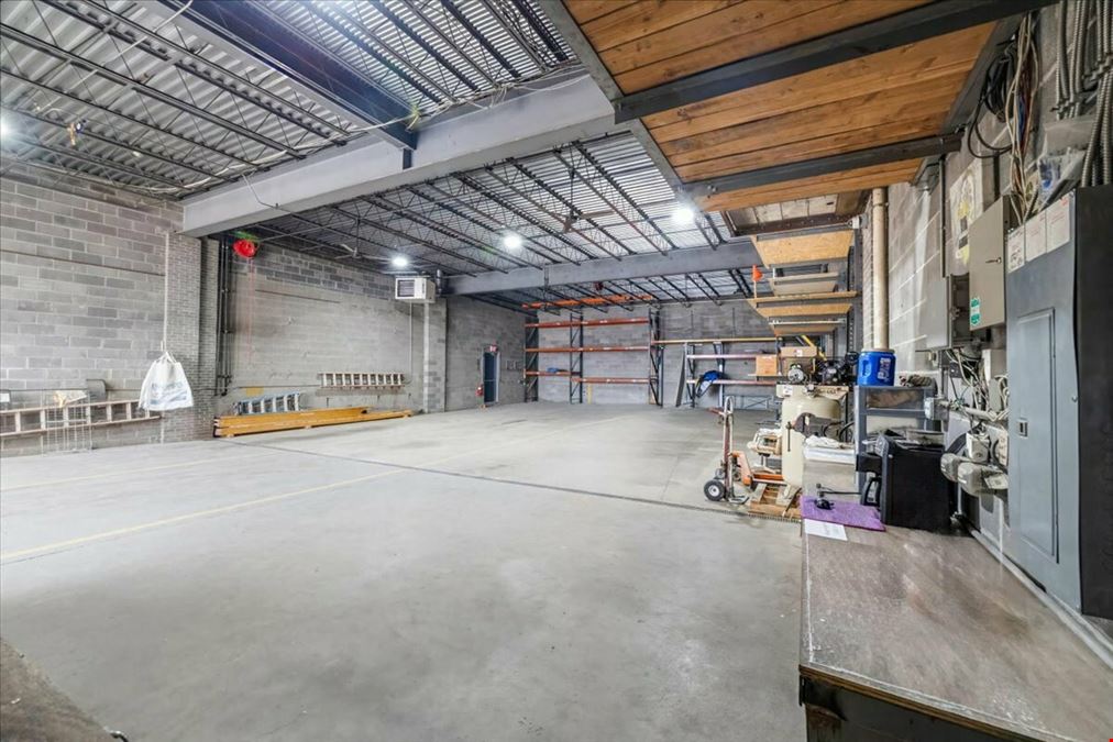 Versatile 4,000?SF Industrial & Flex Space with Polished Office, 16' Ceilings & Impeccable Condition