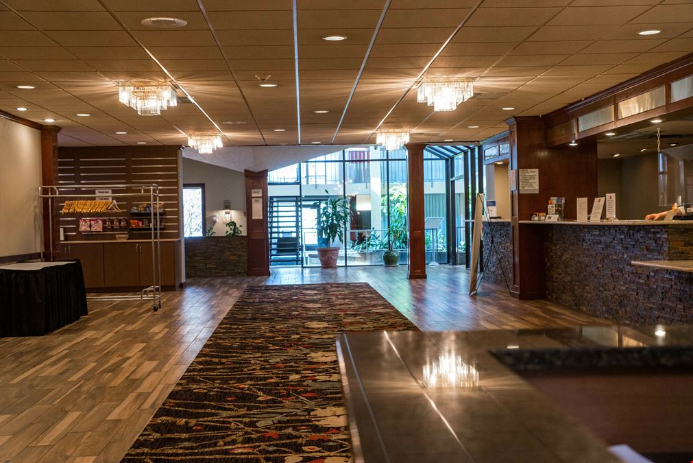 Grand Idaho Inn & Suites and Peak Extended Stay