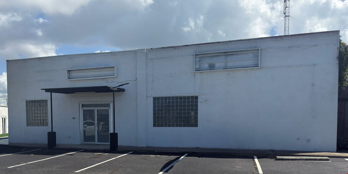 6,000 SF Industrial/Warehouse Space