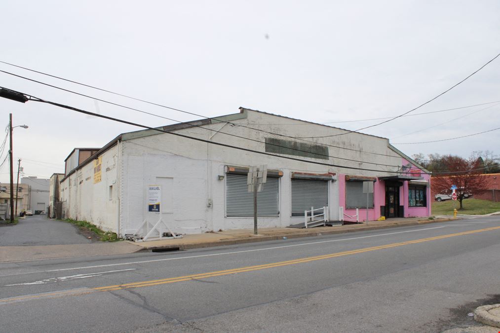 1104 Herr St