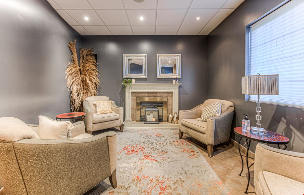 370 University Avenue E., Unit 105