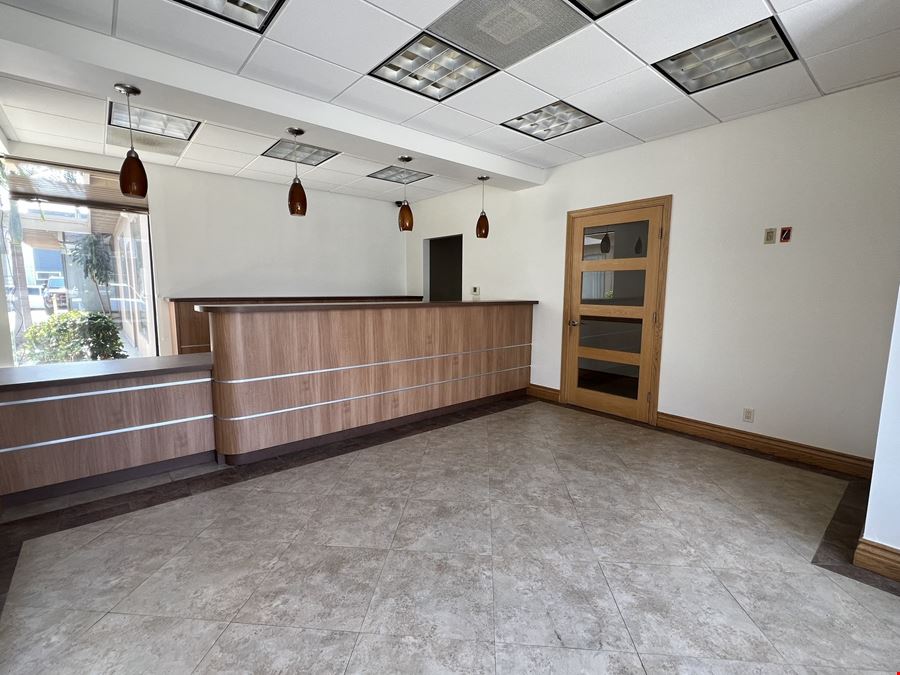 204 E Chevy Chase Dr