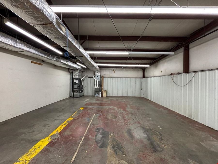 4700 Parallel Pkwy - Former O'Reilly Auto Parts - Retail for Sale
