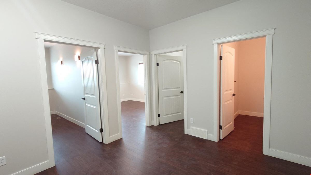 7700 76th Street Close (Building 400)