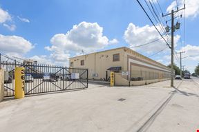 3611 NW South River Dr
