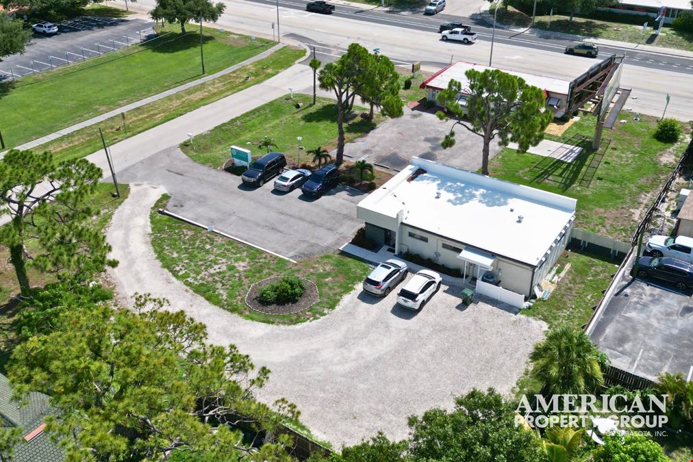 Englewood  Freestanding Office