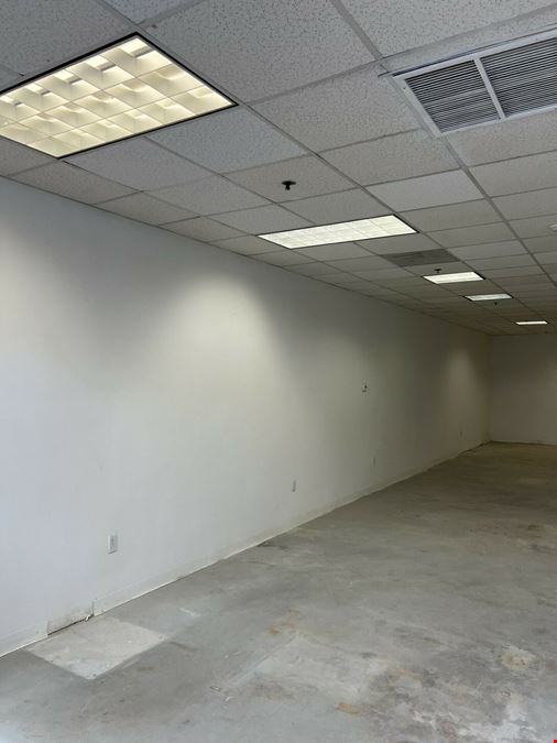 Hull Retail Plaza