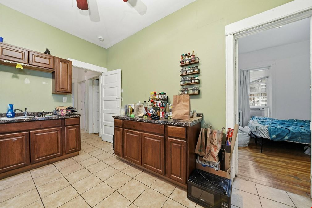 3136 W Logan Blvd