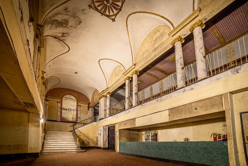 The Loew's State Theater